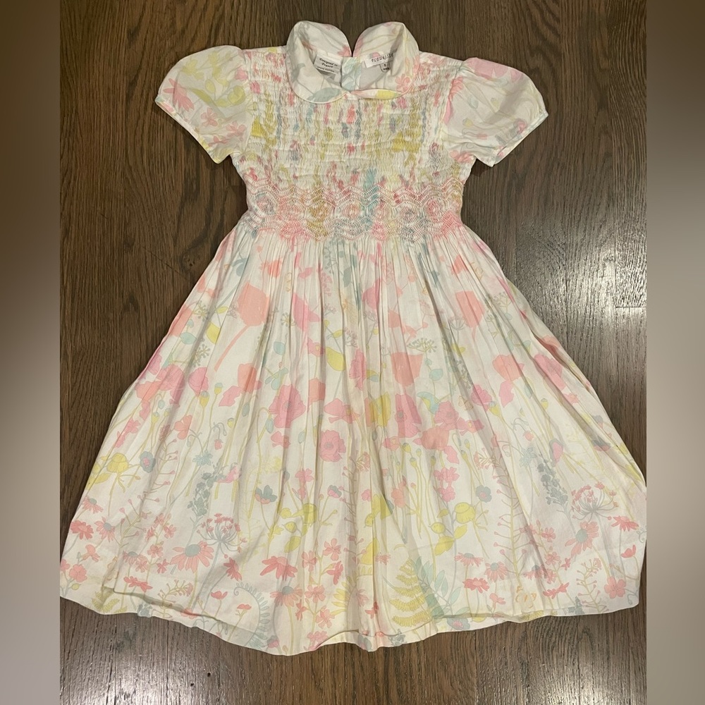 French Designer Brand: Fleurisse Girls Smocked Dress Size 5 (girls)